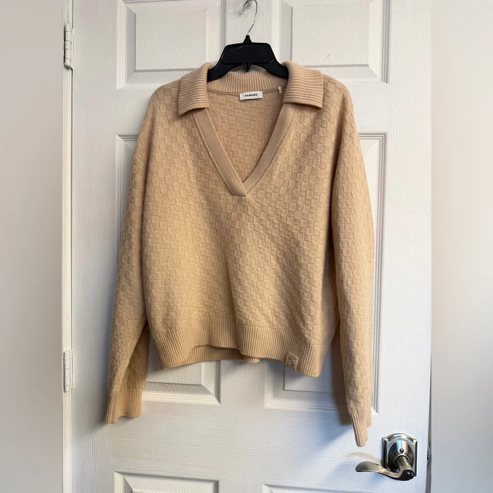Numae Collared Sweater - Picture 4 of 6